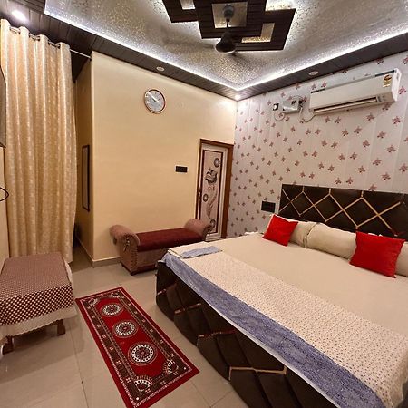 Temple Town Homes Assi Ghat فاراناسي المظهر الخارجي الصورة