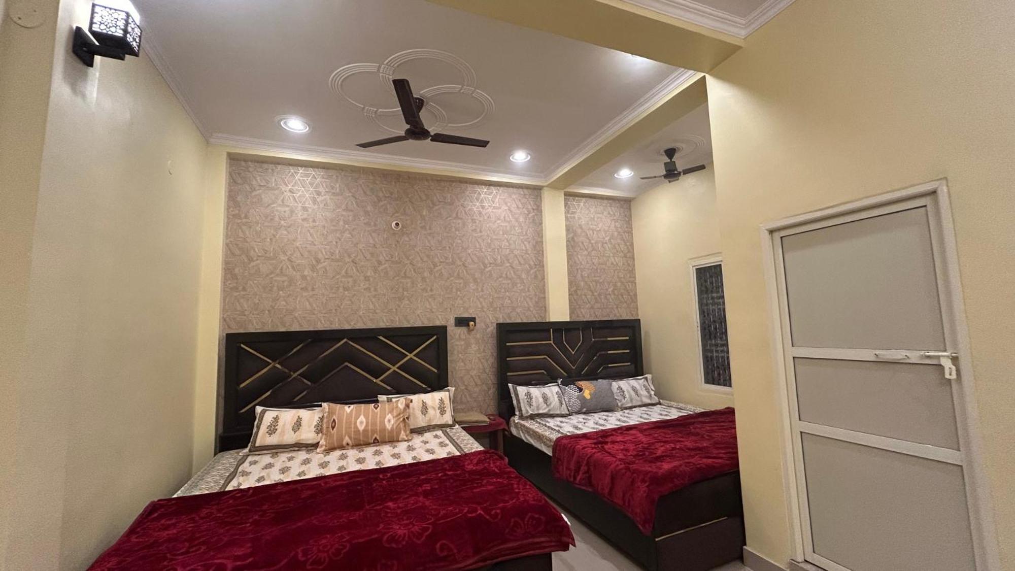 Temple Town Homes Assi Ghat فاراناسي المظهر الخارجي الصورة