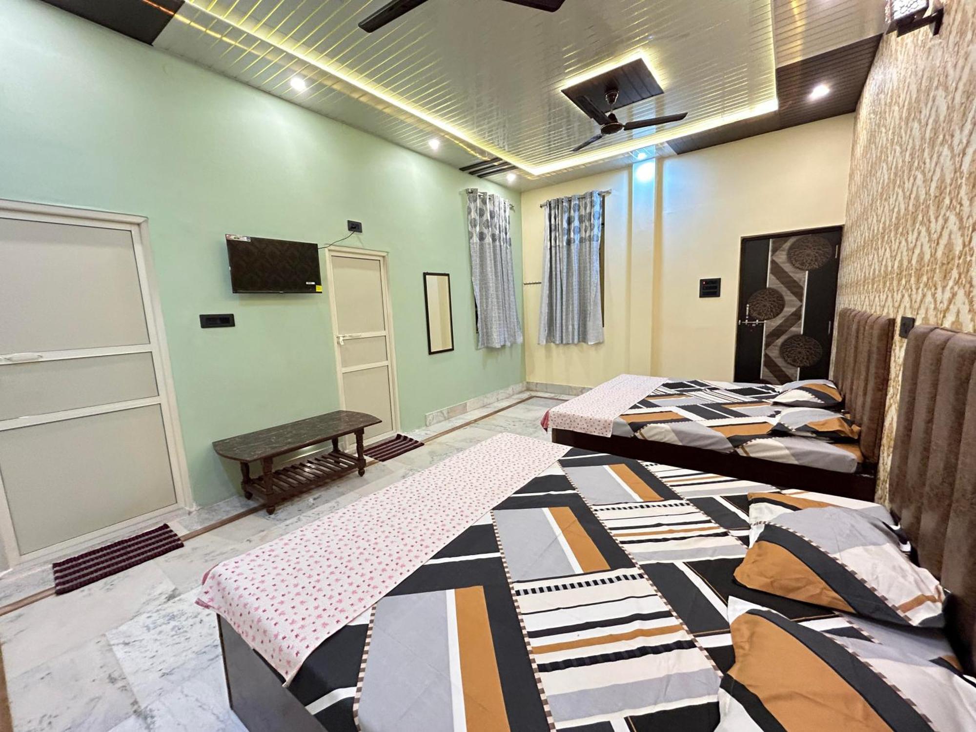 Temple Town Homes Assi Ghat فاراناسي المظهر الخارجي الصورة