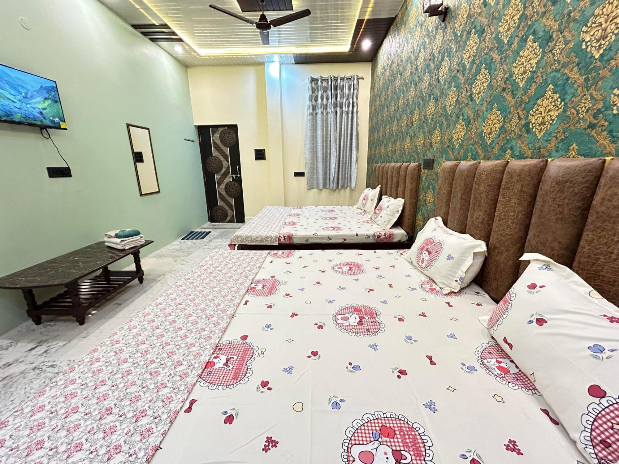 Temple Town Homes Assi Ghat فاراناسي المظهر الخارجي الصورة