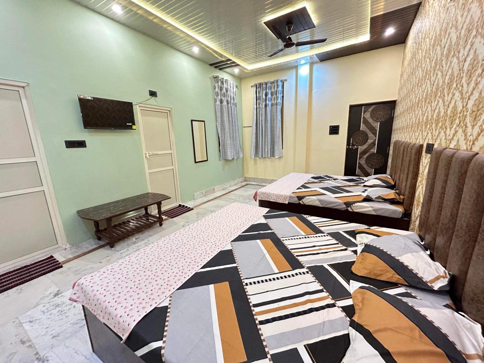 Temple Town Homes Assi Ghat فاراناسي المظهر الخارجي الصورة