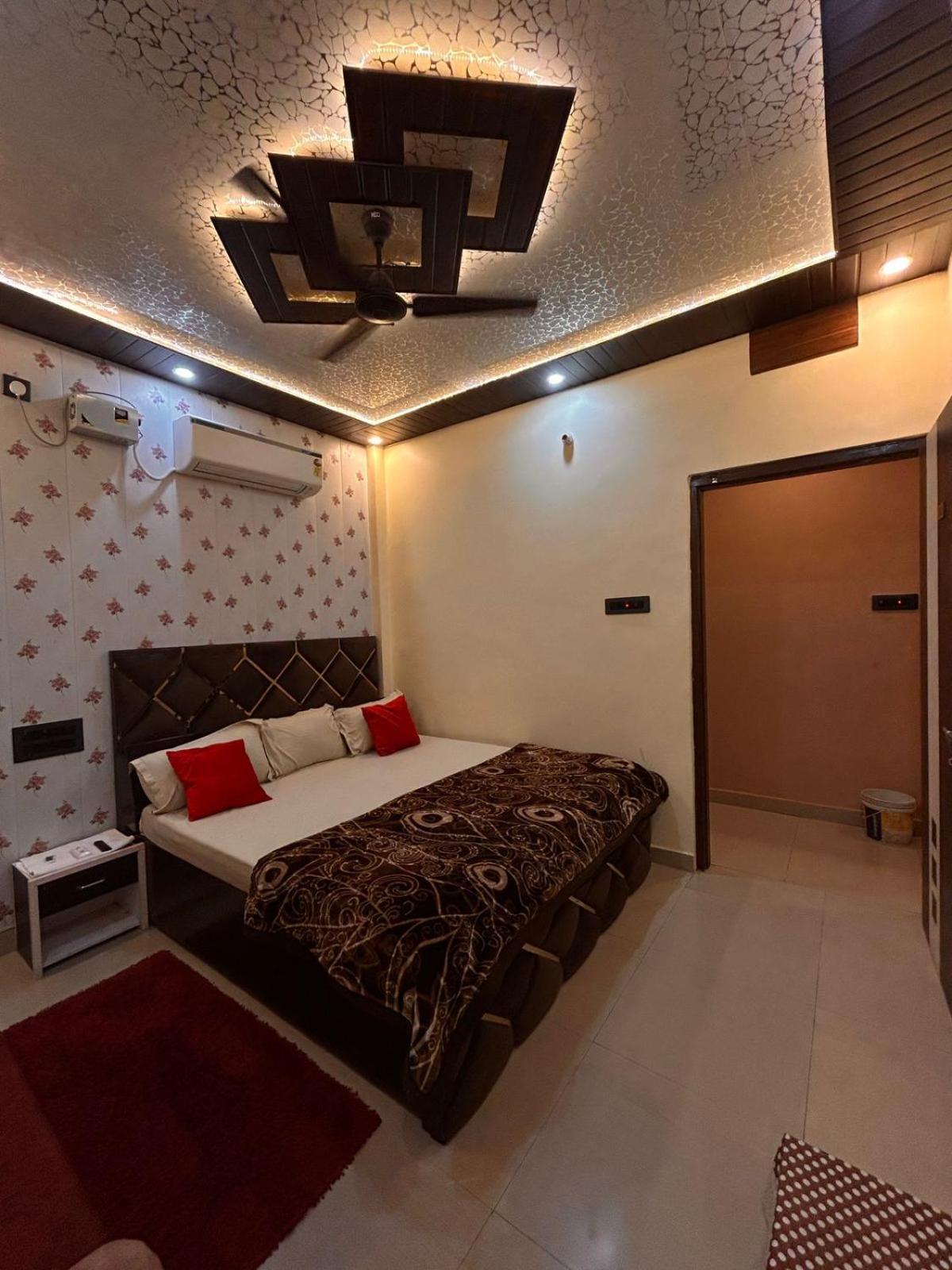 Temple Town Homes Assi Ghat فاراناسي المظهر الخارجي الصورة