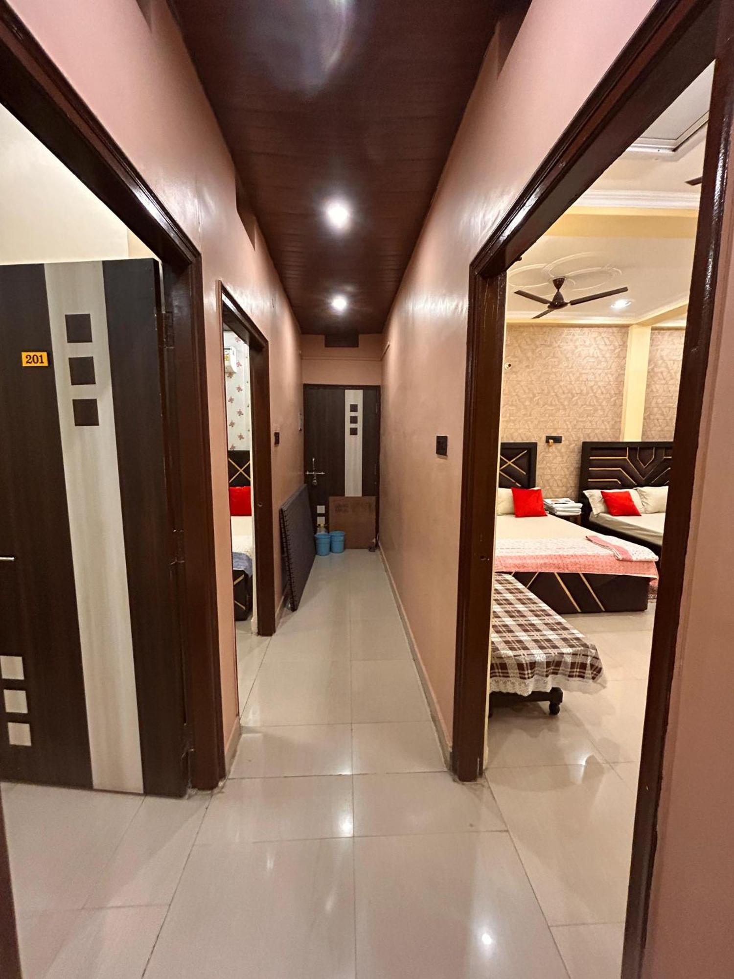 Temple Town Homes Assi Ghat فاراناسي المظهر الخارجي الصورة